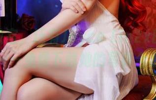 不仅是教室，还有Joyce Lin2x的那个气息——免费下载她的写真合集！